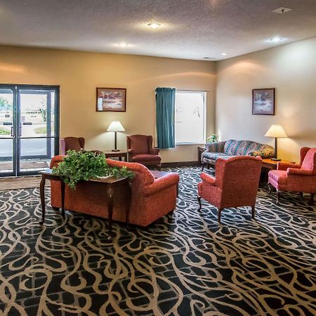 Quality Inn & Suites Mendota Near I-39 Екстериор снимка