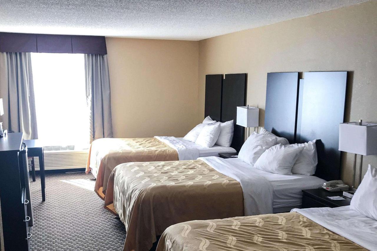 Quality Inn & Suites Mendota Near I-39 Екстериор снимка