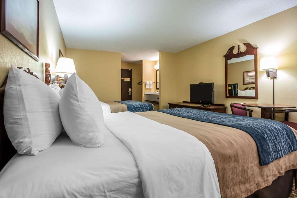Quality Inn & Suites Mendota Near I-39 Стая снимка