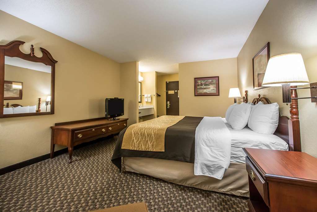 Quality Inn & Suites Mendota Near I-39 Стая снимка