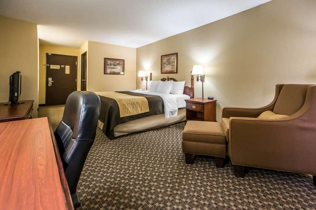 Quality Inn & Suites Mendota Near I-39 Стая снимка