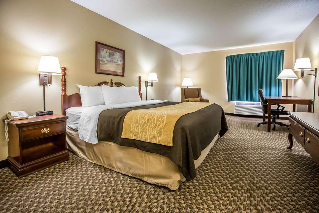 Quality Inn & Suites Mendota Near I-39 Стая снимка