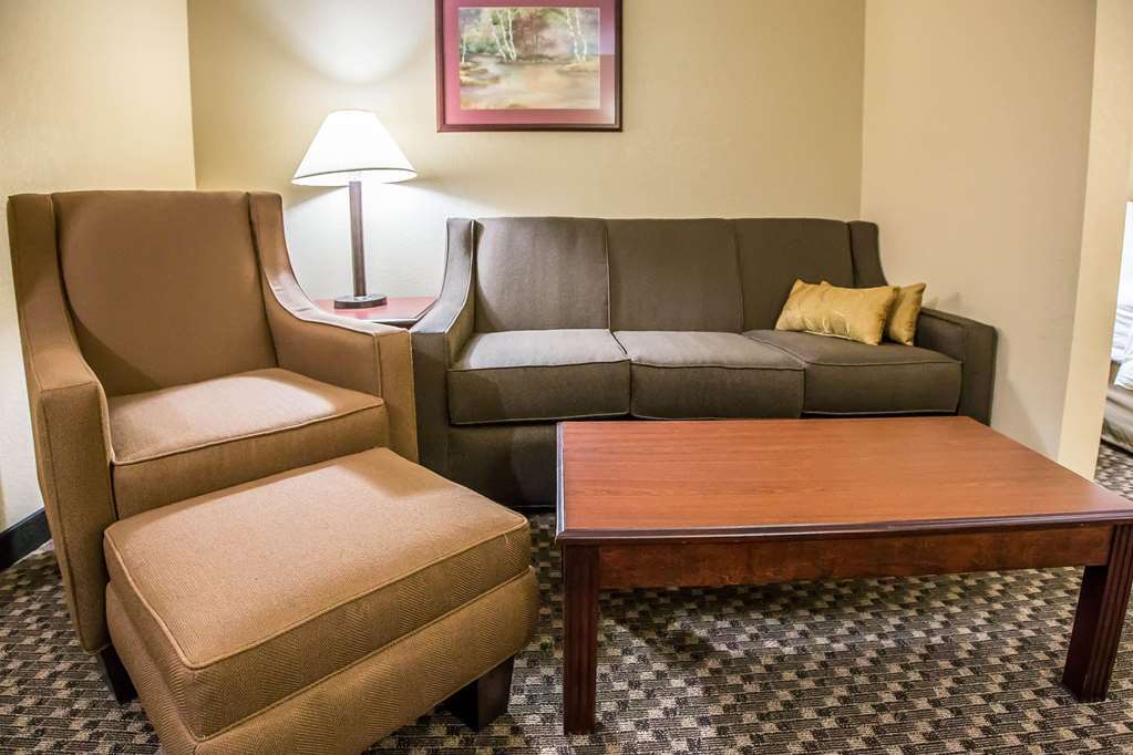 Quality Inn & Suites Mendota Near I-39 Стая снимка